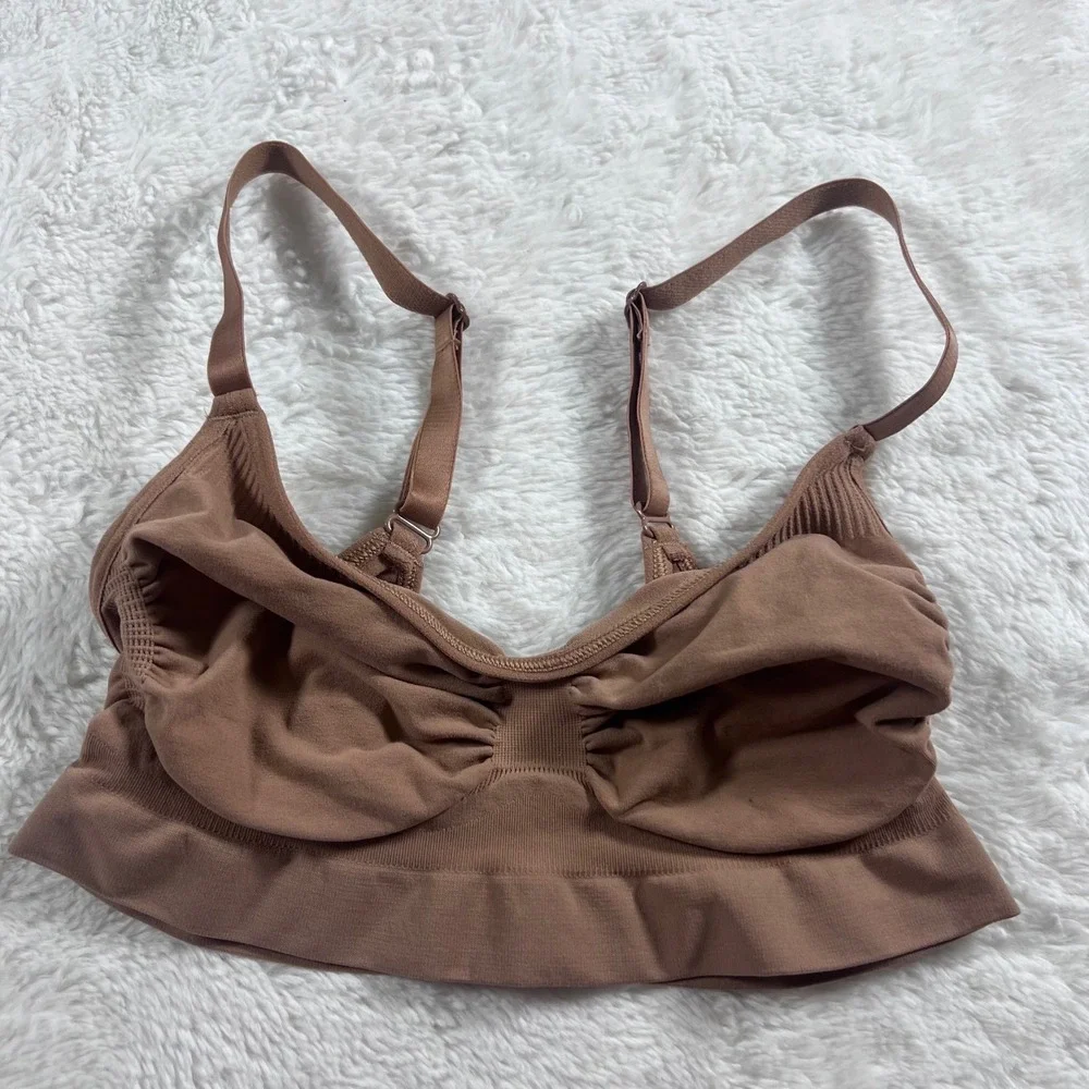 SKIMS Sculpting Bralette Cocoa Brown Ruched Seamless Bra S/M SM-BRA-0112 NWOT - Picture 3 of 9